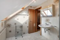 Badezimmer DG