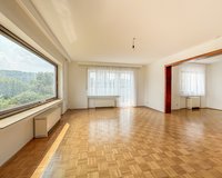 Wohnzimmer EG mit Ausgang zum Balkon