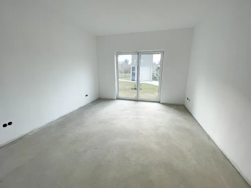Schlafzimmer 2 im Rohbauzustand