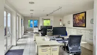 Bürohaus 1 - Empfang / Büro