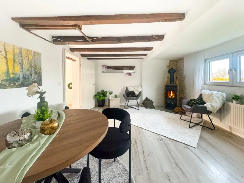 Wohnzimmer mit Kaminofen