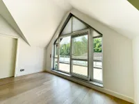 Außergewöhnliche Penthousewohnung auf 2 Ebenen + großer Dachterrasse - Hennef! für 2 max 3 Personen