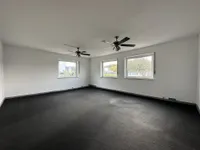 großzügige Büroräume