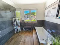 Wannen-/Duschbad