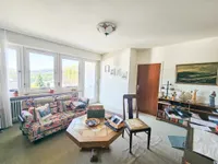 Zimmer mit Balkon