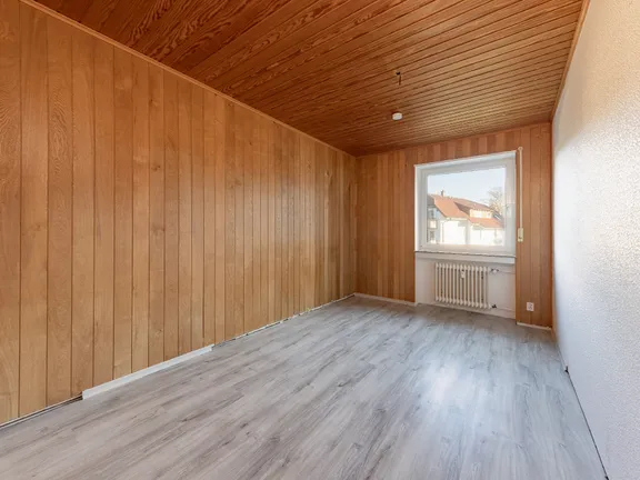 Kinderzimmer oder Büro 2