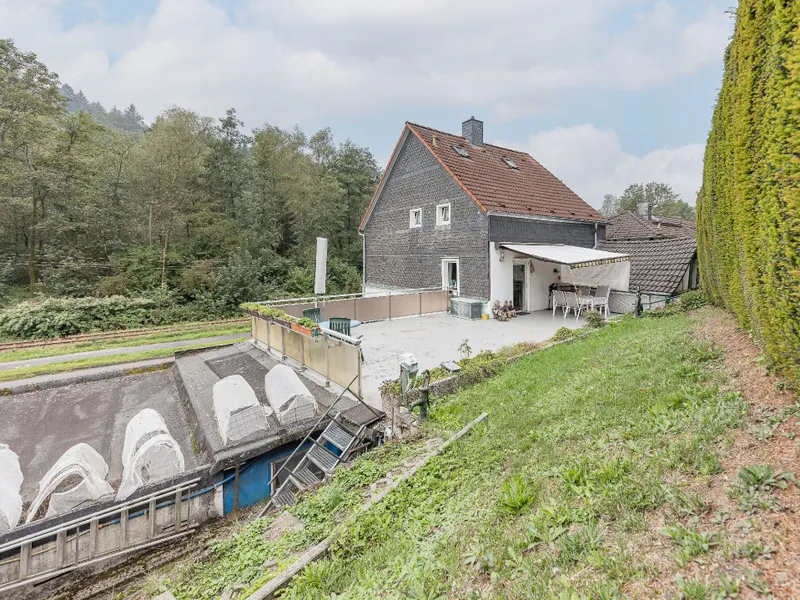 Dachterrasse mit kleinem Garten