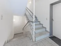 top gepflegtes Treppenhaus