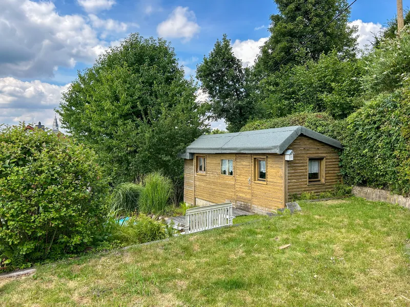 sonniges Grundstück