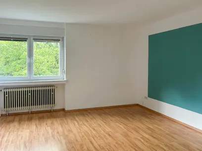 großzügiges Schlafzimmer