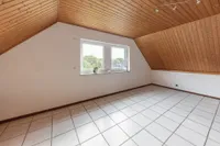 Kinderzimmer (Teilung möglich)