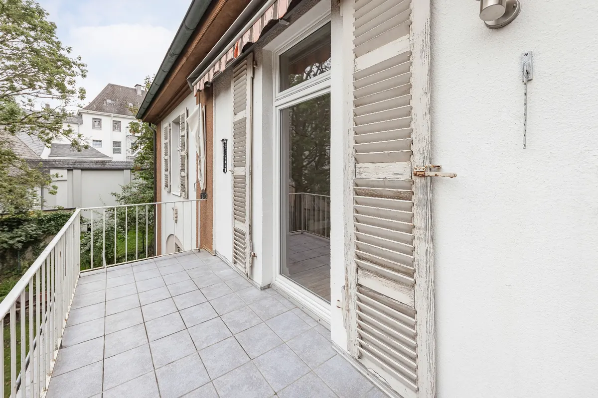 OG: Sonnenbalkon