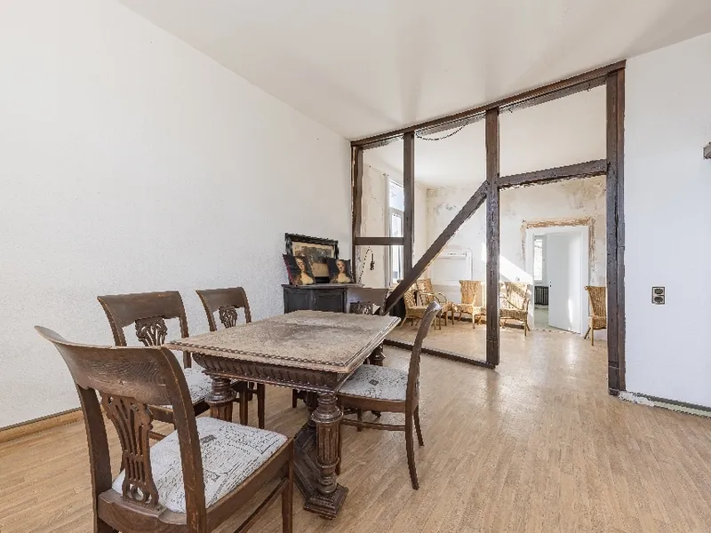 großzügige Räumlichkeiten