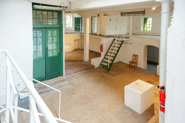 außergewöhnlicher Ausstellungsbereich