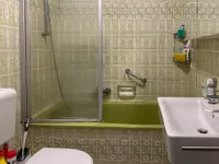 Badezimmer mit Wanne