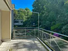 großer Balkon mit elektr. Markise
