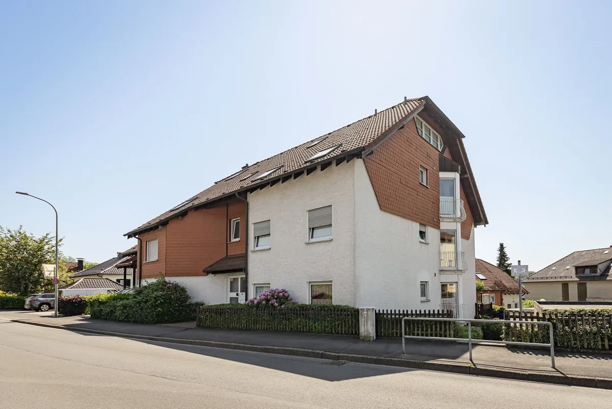 top gepflegte Hausanlage