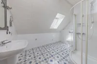 Duschbad im ausgebauten Dachgeschoss