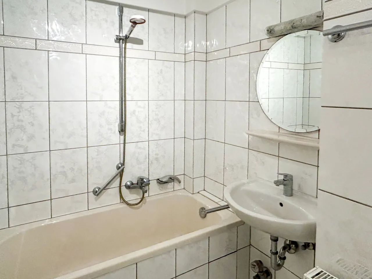 Wohlfühlen leicht gemacht: Helle 2-Zimmer-Wohnung in beliebter Lage in Langerfeld - Foto 2