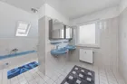 Hauptbadezimmer
