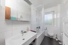 Einblick Wohnung straßenseitiges Haus