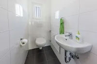 Einblick Wohnung straßenseitiges Haus