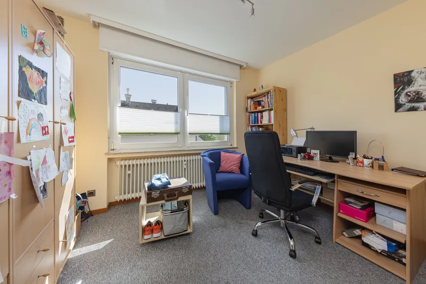 Einblick Wohnung straßenseitiges Haus
