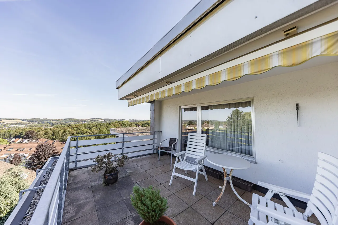 sonnige Dachterrasse