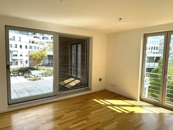 Schlafzimmer mit großer Terrasse