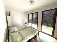 Schlafzimmer - Blick zum Garten