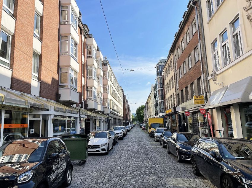 Blick in die Hohe Straße