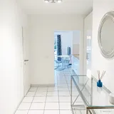 Entrée mit Blick zur Küche
