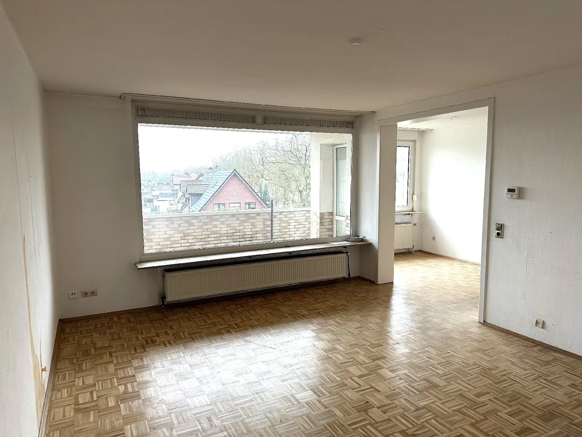 Wohnzimmer - Blick zum Esszimmer