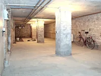 Keller