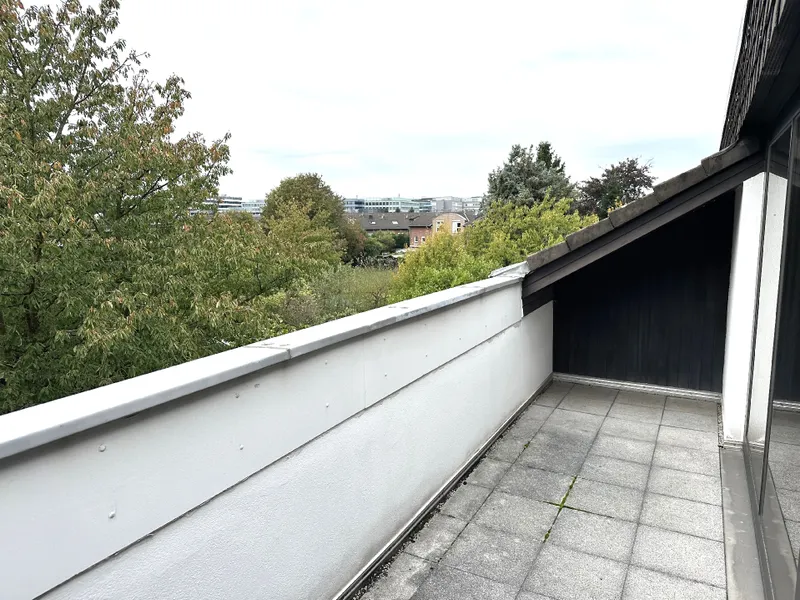 Balkon - Wohn-/Esszimmer