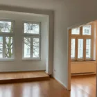 Blick Wohnzimmer zum Esszimmer