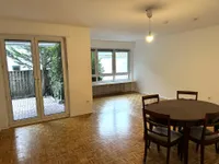 Wohnzimmer zur Terrasse