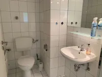 Gäste Toilette