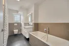 Badezimmer 1