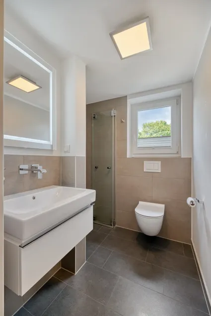 Badezimmer 2