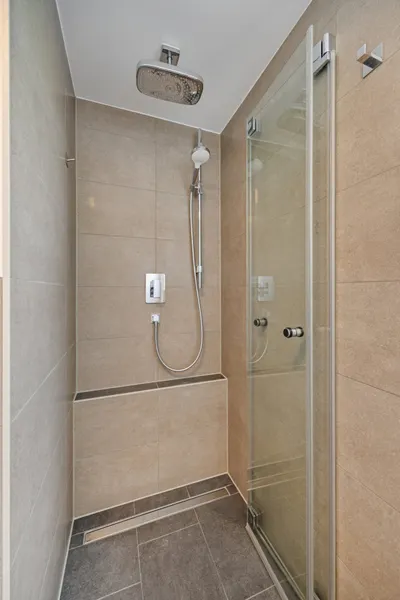 Badezimmer 2