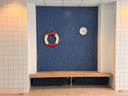 Sitzbank Poolbereich