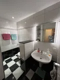 G-WC mit Dusche