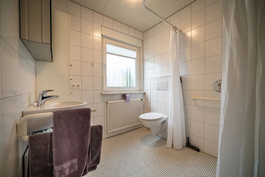 Badezimmer_EG