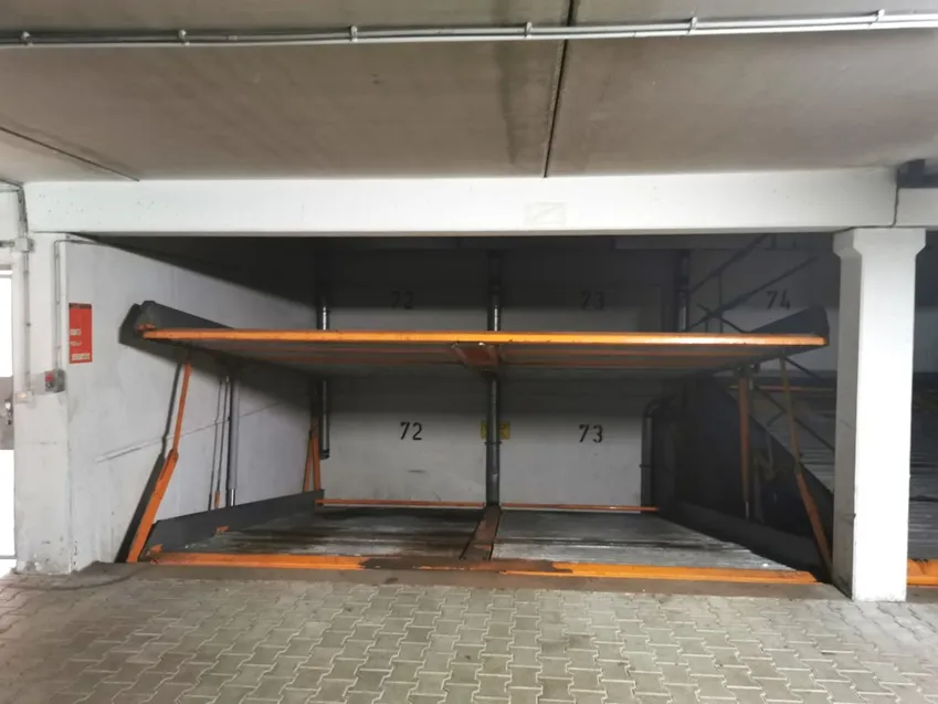 Stellplatz in Doppelparker