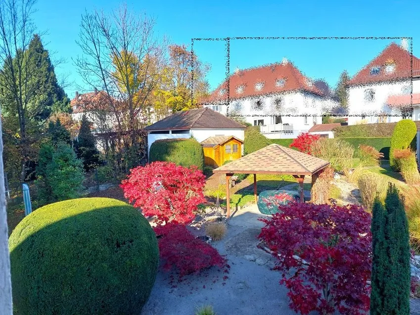 Grundstück