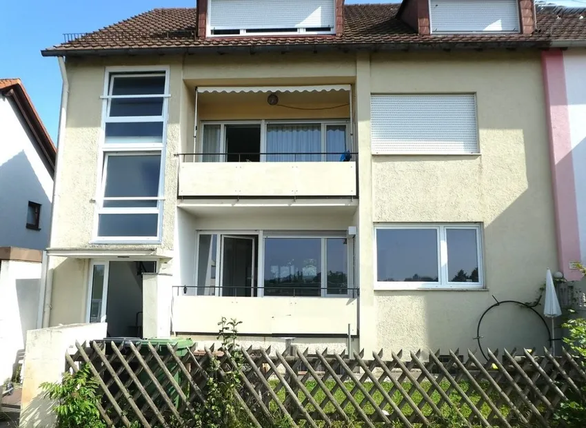 Wohnung im EG