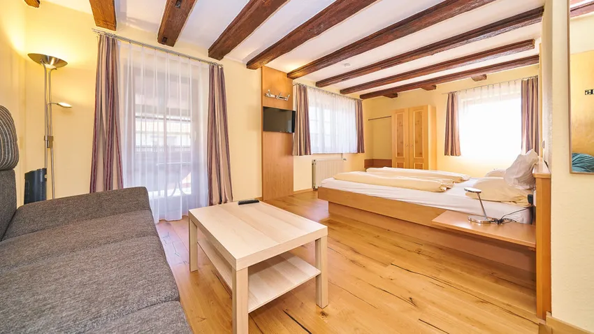OG_Gästezimmer_mit_Balkon