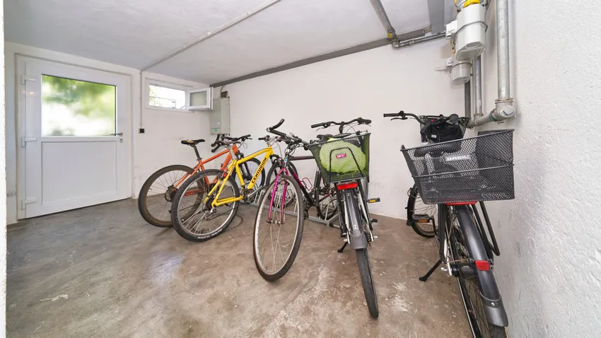 Fahrradabstellraum