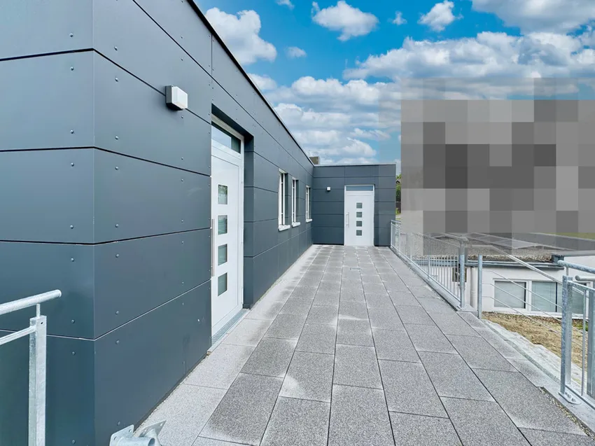 Aussenansicht hinten Eingänge